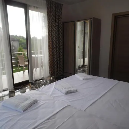 Sun Rise Apartment Gonio Exterior photo
